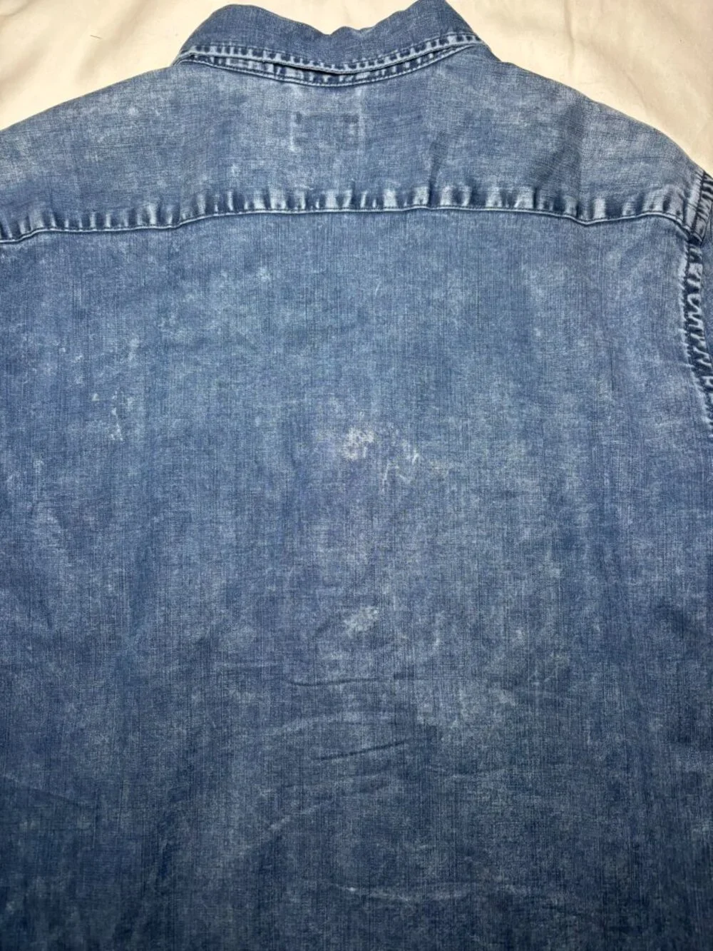 Levis levi mens